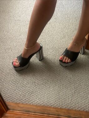 Urban Outfitters Black Platform Striped Block-Heel Mules